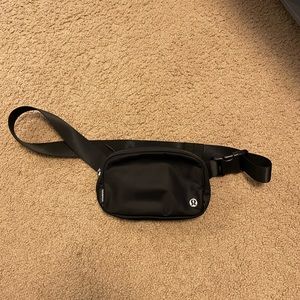 Lulu Lemon Fanny Pack